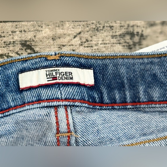 Tommy Hilfiger Blue Denim Jean Leggings, Distressed Hem Line, Women's Size 2 - Picture 12 of 12